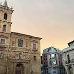 La Mejor Ubicacion En Oviedo. Casco Historico. * Oviedo