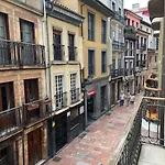 Apartmán La Mejor Ubicacion En Oviedo. Casco Historico. *