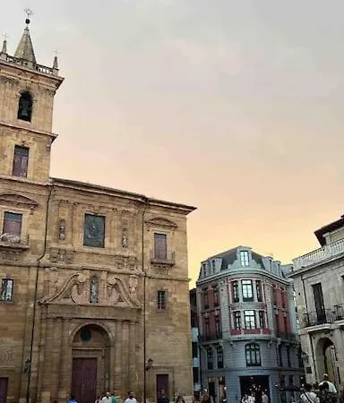 La Mejor Ubicacion En Oviedo. Casco Historico. * オビエド