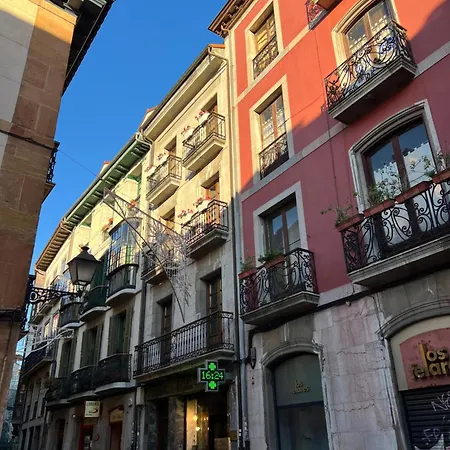La Mejor Ubicacion En Oviedo. Casco Historico. *